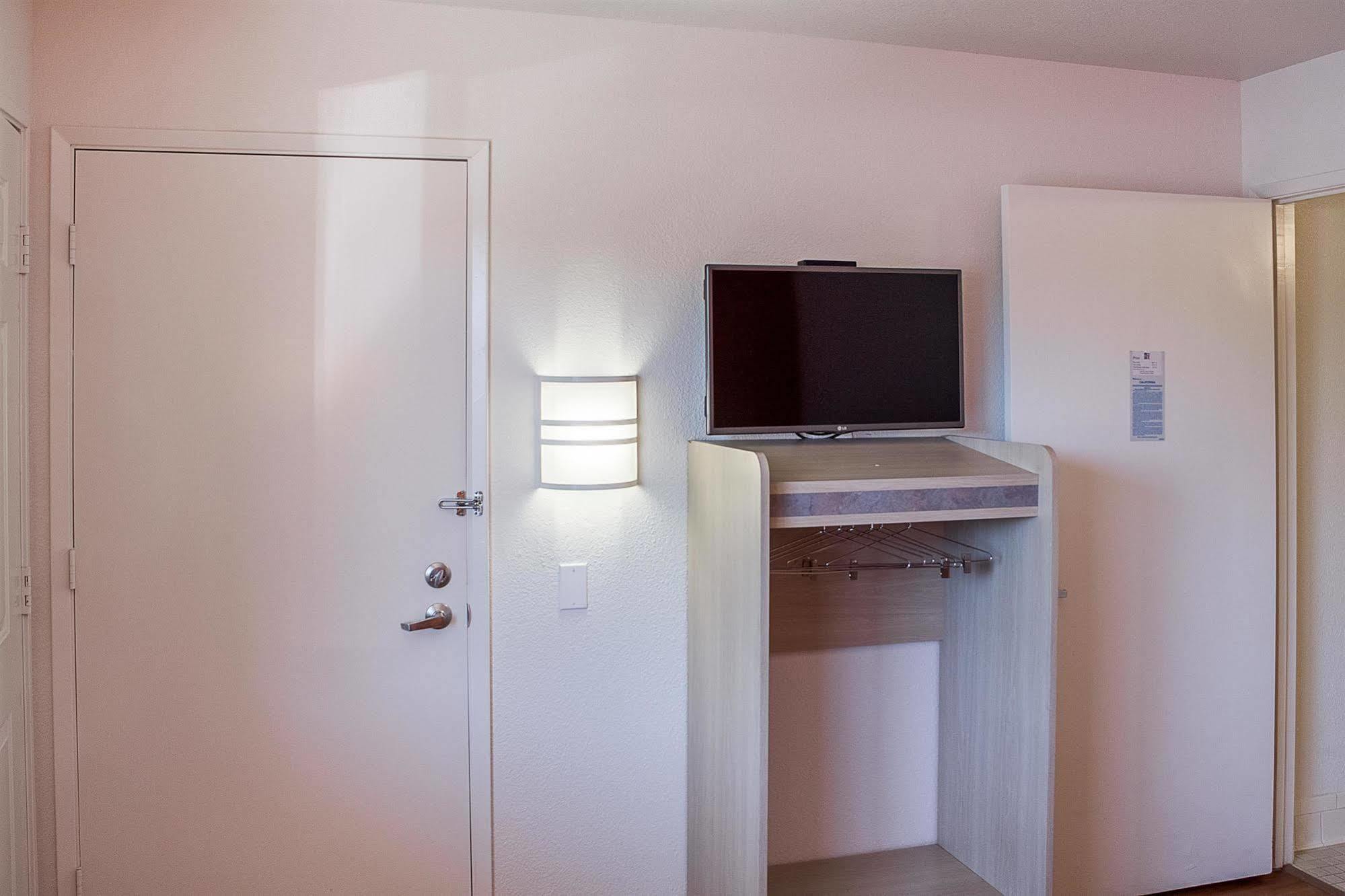 Motel 6-Ukiah, Ca المظهر الخارجي الصورة